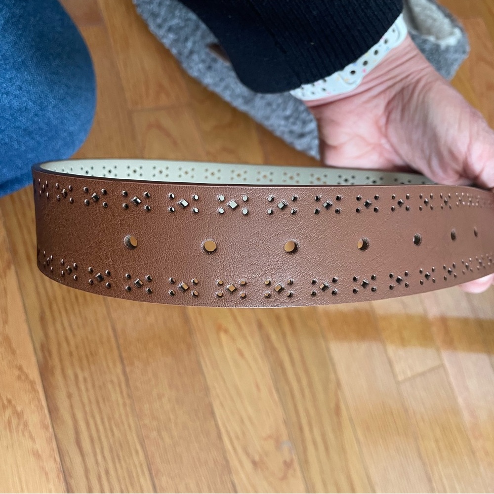 Sonoma women’s casual Brown Belt with‎ Gold Buckle XL NWT - Picture 3 of 12
